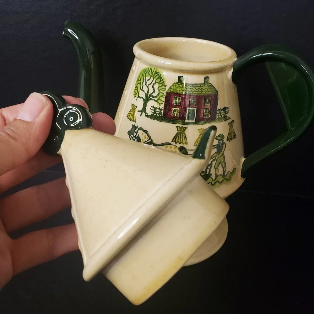 Vintage METLOX POPPY TRAIL Homestead Farm Horse Provincial Coffee Tea Pot‎